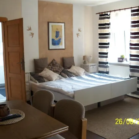 Iv Guest house *