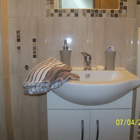 Iv Guest house *